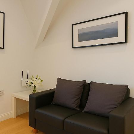 2 Bedroom Apartment Nr City Centre, Uni & Parks Κάρντιφ Εξωτερικό φωτογραφία