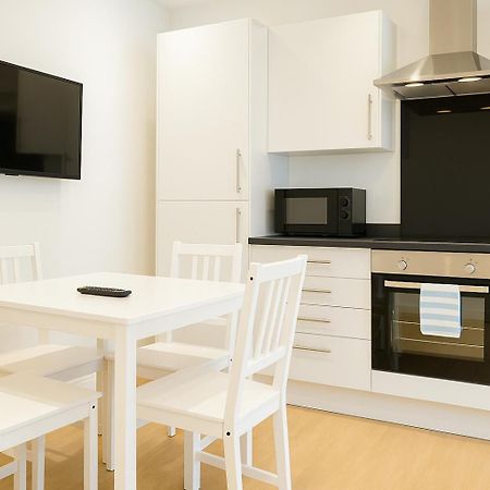 2 Bedroom Apartment Nr City Centre, Uni & Parks Κάρντιφ Εξωτερικό φωτογραφία